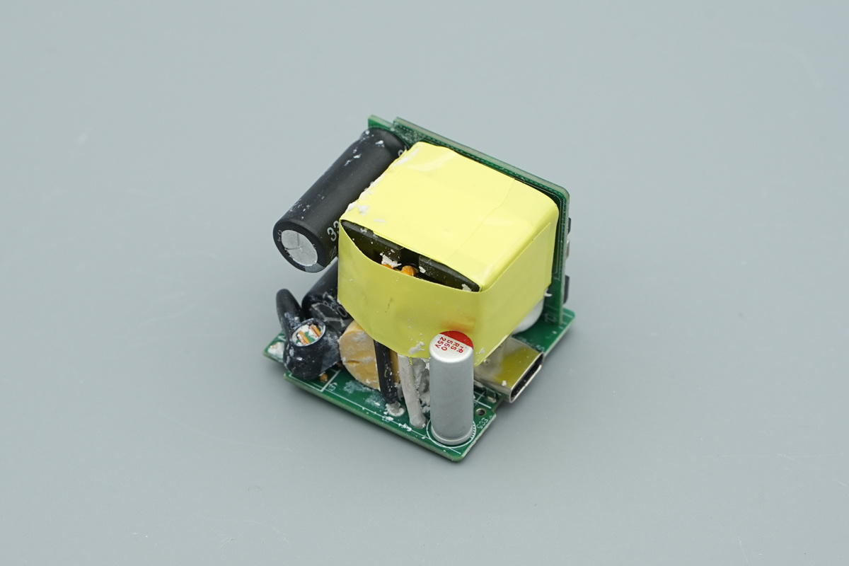 Teardown of the Ruiyuan 65W GaN PD Fast Charger-Chargerlab