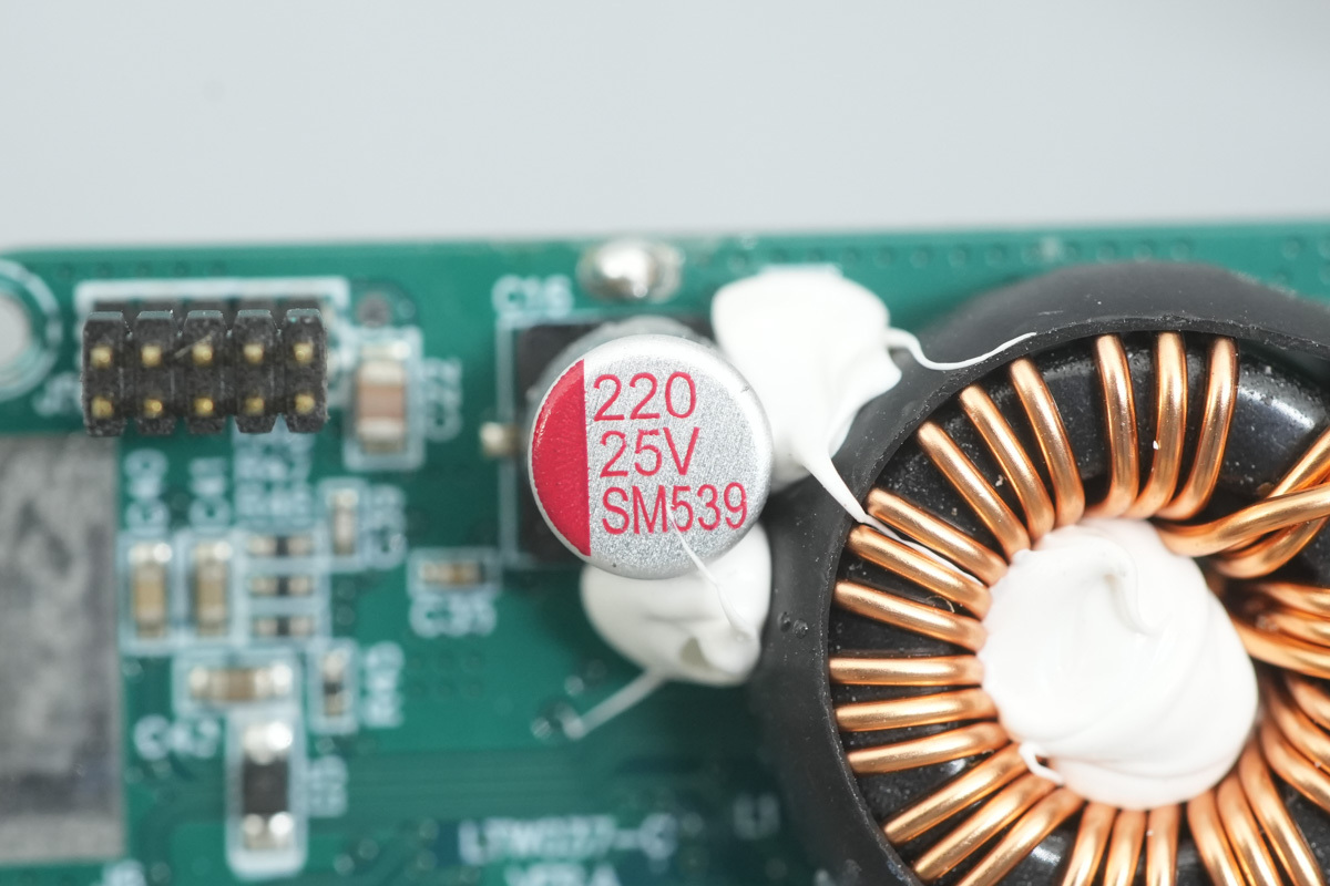 Teardown of the OPPO SUPERVOOC 120W Super Flash Charge Power Bank 15000-Chargerlab