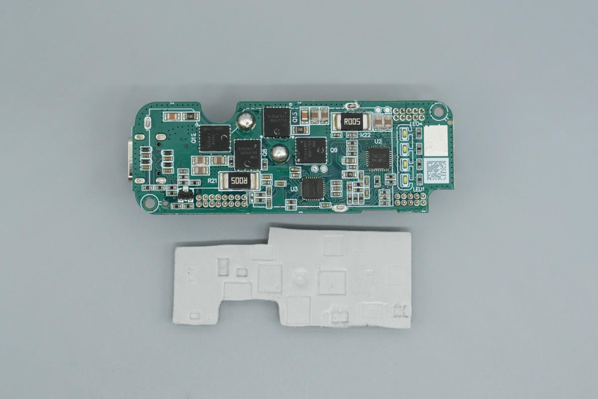 Teardown of the OPPO SUPERVOOC 120W Super Flash Charge Power Bank 15000-Chargerlab