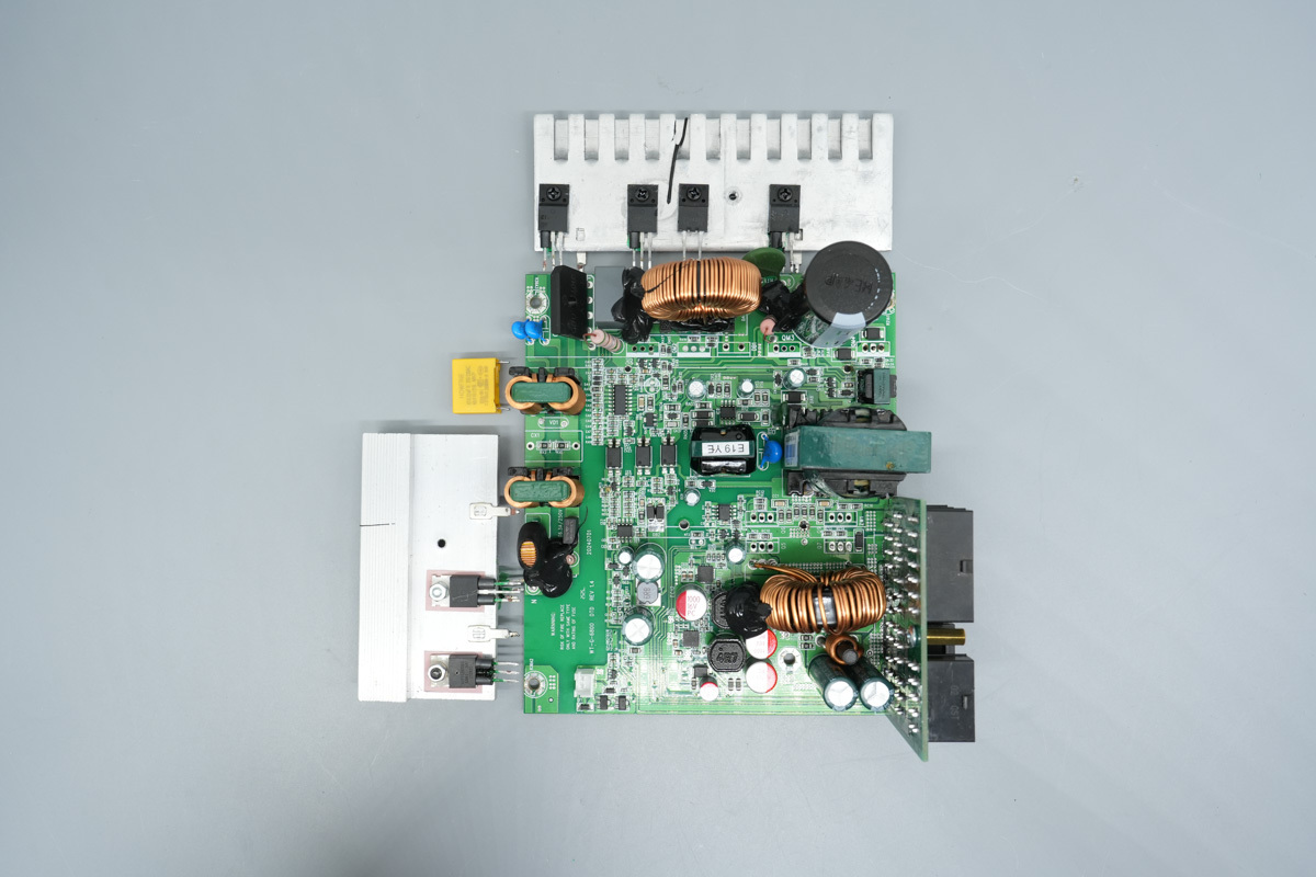 Teardown of Acer AC650 650W Fully Modular PC PSU-Chargerlab