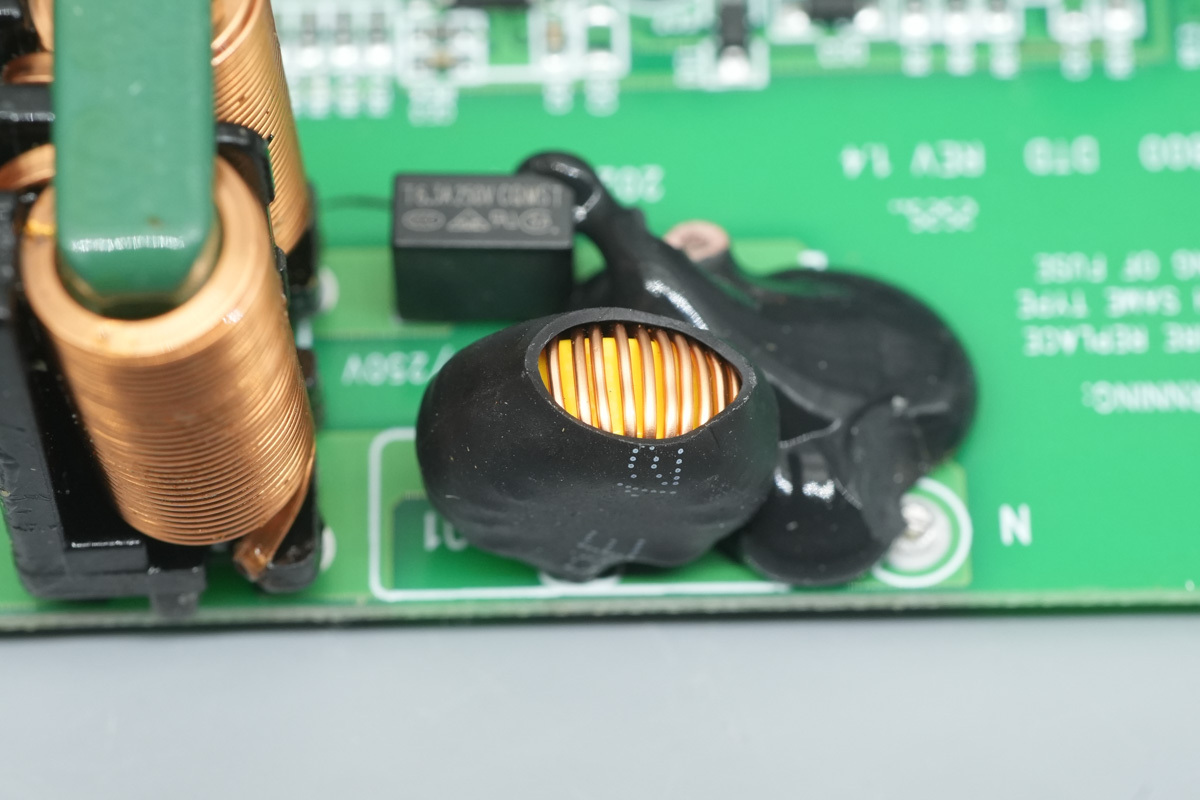 Teardown of Acer AC650 650W Fully Modular PC PSU-Chargerlab