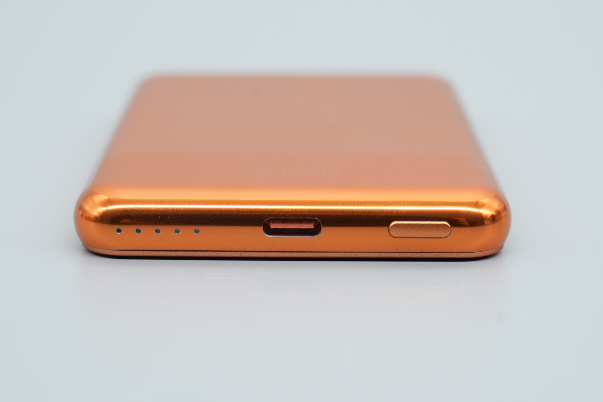 Teardown of the WiWU Silver Seraph Alloy Unibody Power Bank-Chargerlab