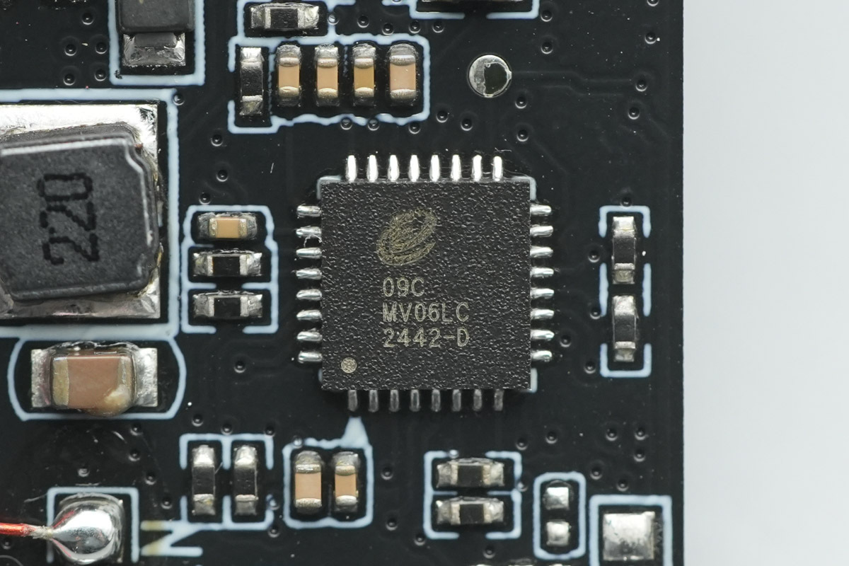 Teardown of the WiWU Silver Seraph Alloy Unibody Power Bank-Chargerlab