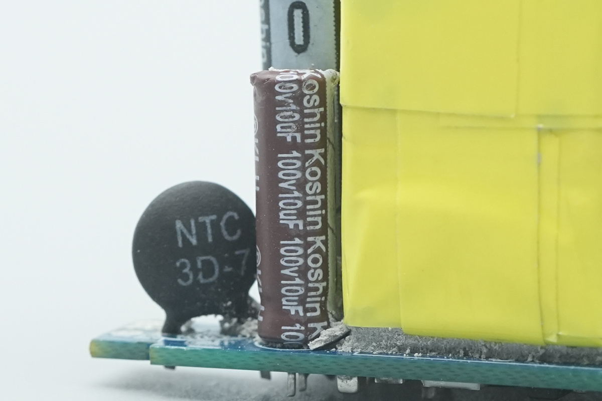 Teardown of the UGREEN 45W USB-C GaN Charger-Chargerlab