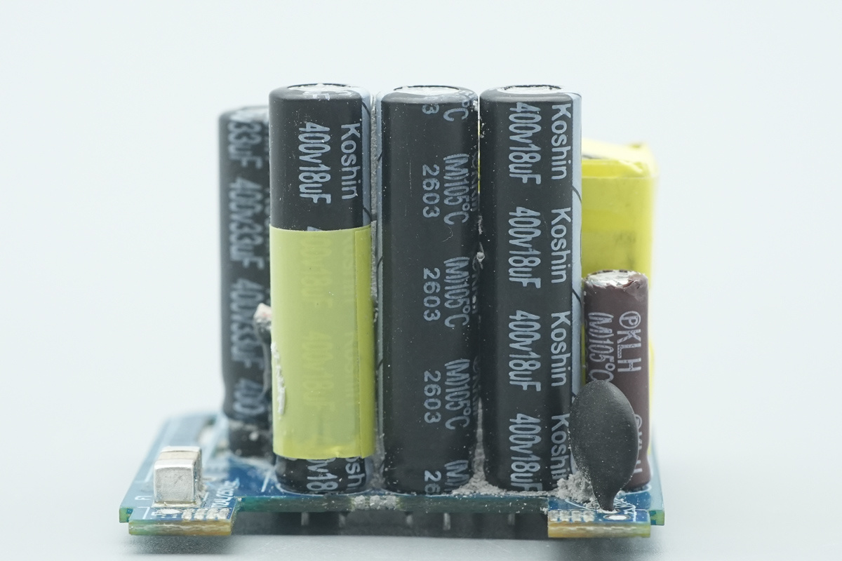 Teardown of the UGREEN 45W USB-C GaN Charger-Chargerlab