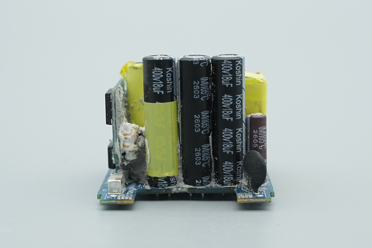 Teardown of the UGREEN 45W USB-C GaN Charger-Chargerlab