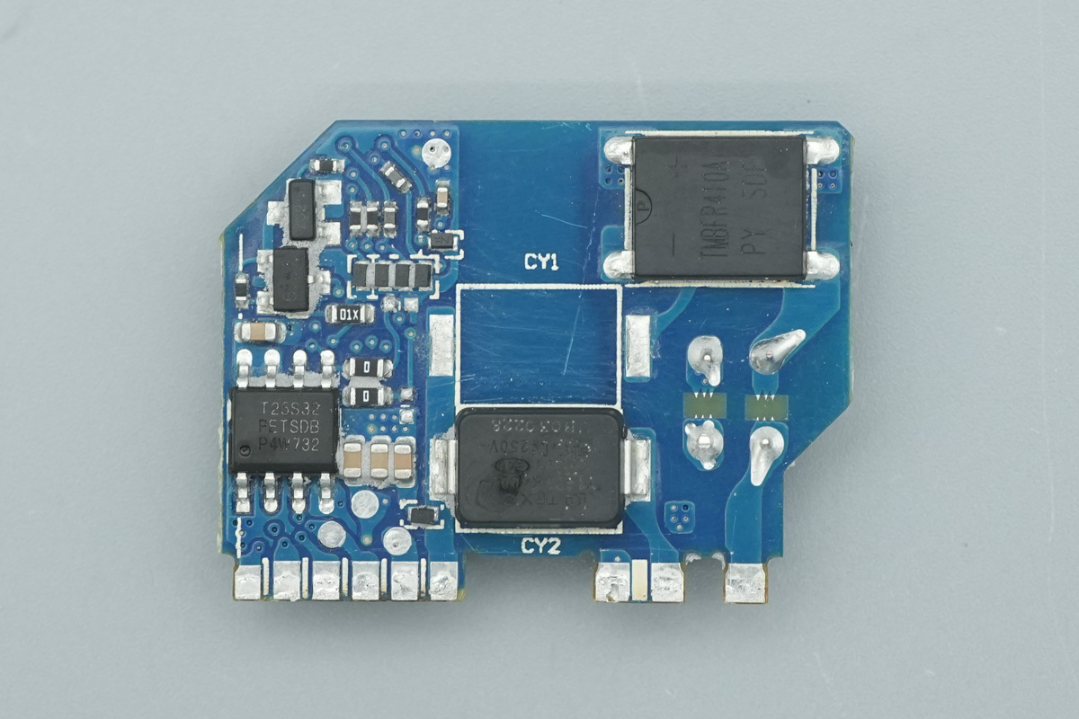 Teardown of the UGREEN 45W USB-C GaN Charger-Chargerlab