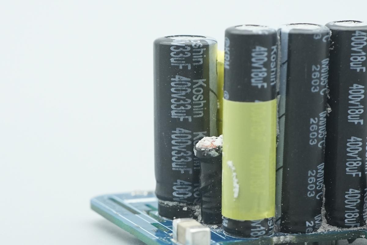 Teardown of the UGREEN 45W USB-C GaN Charger-Chargerlab
