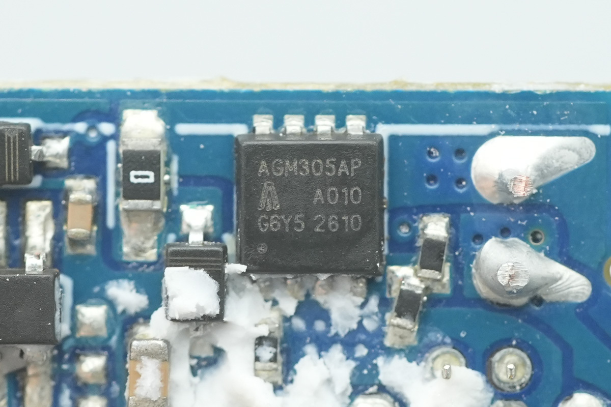Teardown of the UGREEN 45W USB-C GaN Charger-Chargerlab