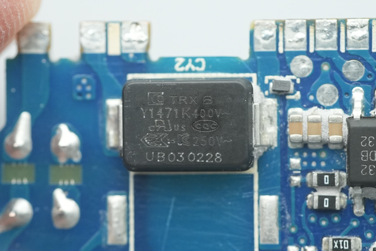 Teardown of the UGREEN 45W USB-C GaN Charger-Chargerlab