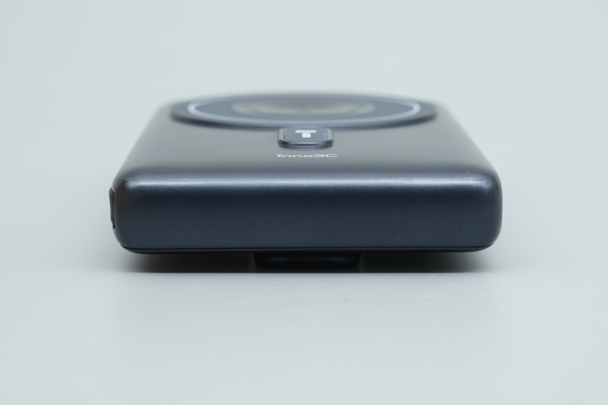 Teardown of the inno3C 22.5W Magnetic Wireless Power Bank-Chargerlab
