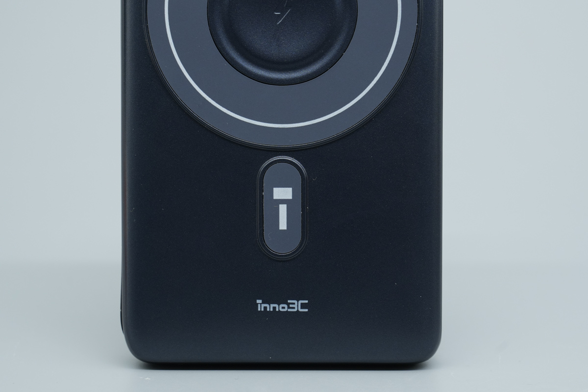 Teardown of the inno3C 22.5W Magnetic Wireless Power Bank-Chargerlab