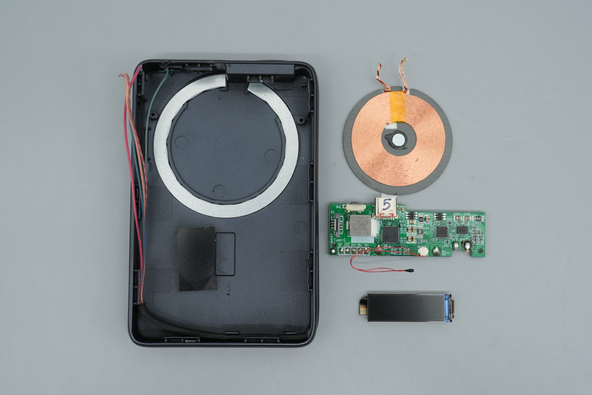 Teardown of the inno3C 22.5W Magnetic Wireless Power Bank-Chargerlab