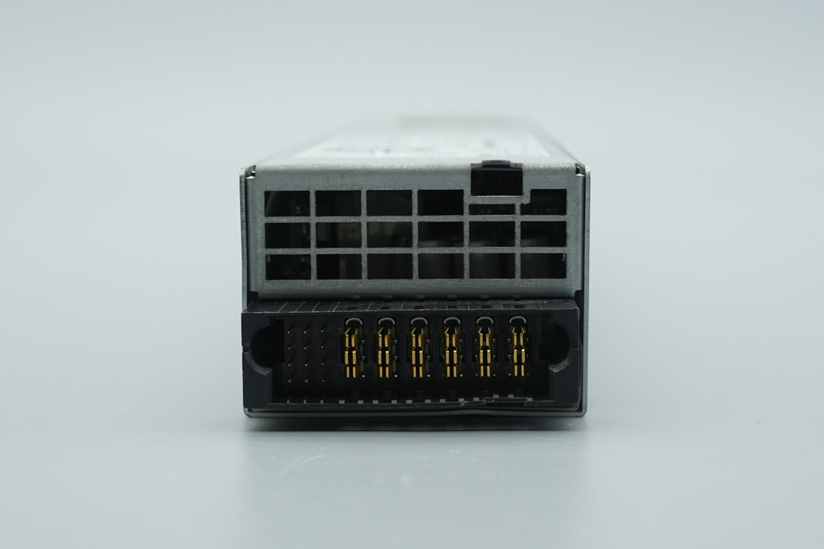 Teardown of the muRata’s 2000W Titanium-Rated SiC Server PSU-Chargerlab