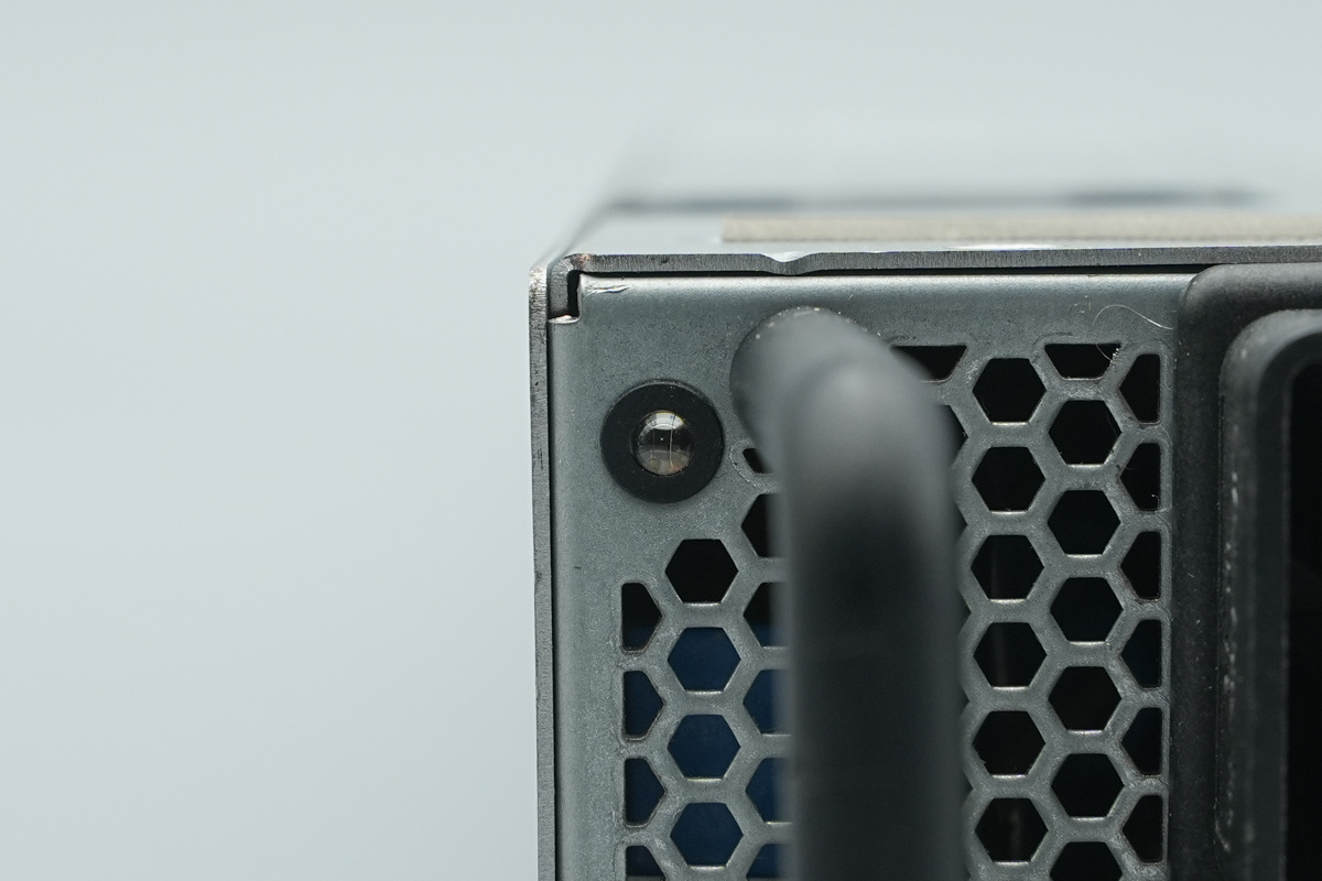 Teardown of the muRata’s 2000W Titanium-Rated SiC Server PSU-Chargerlab