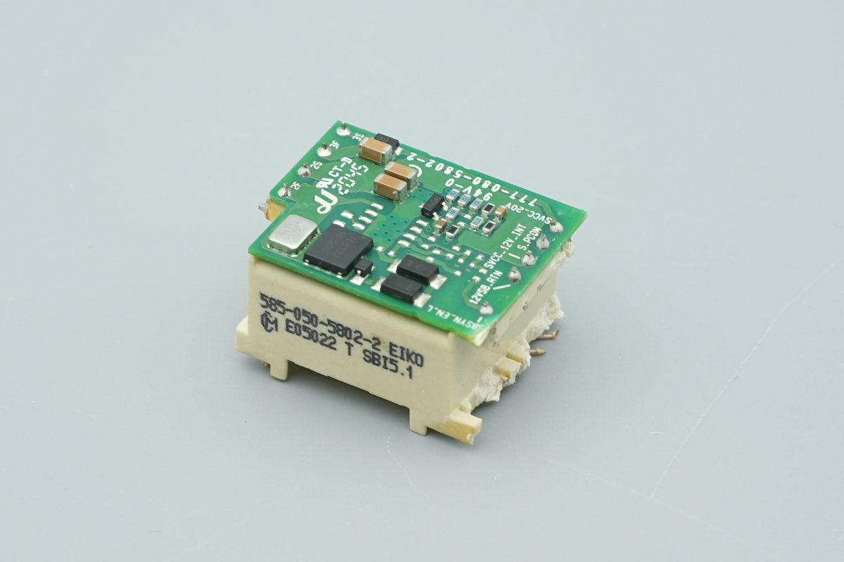 Teardown of the muRata’s 2000W Titanium-Rated SiC Server PSU-Chargerlab