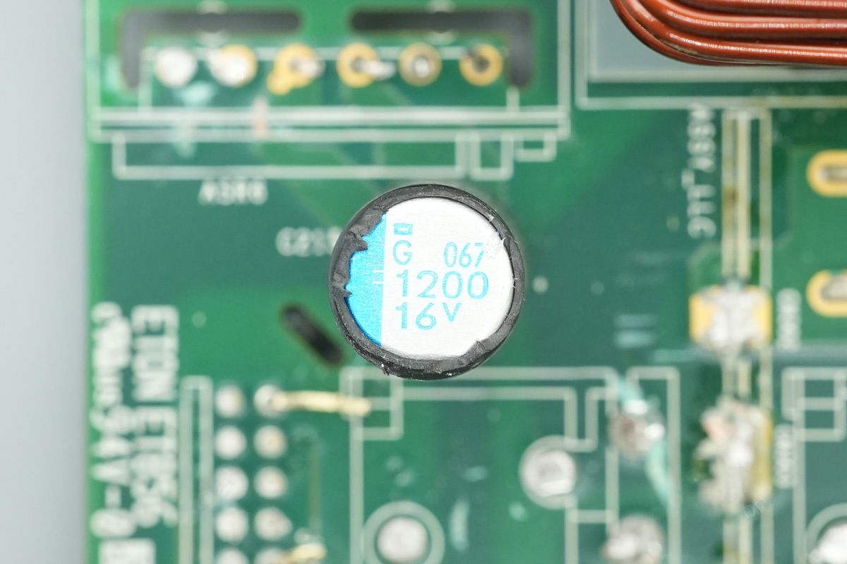 Teardown of the muRata’s 2000W Titanium-Rated SiC Server PSU-Chargerlab