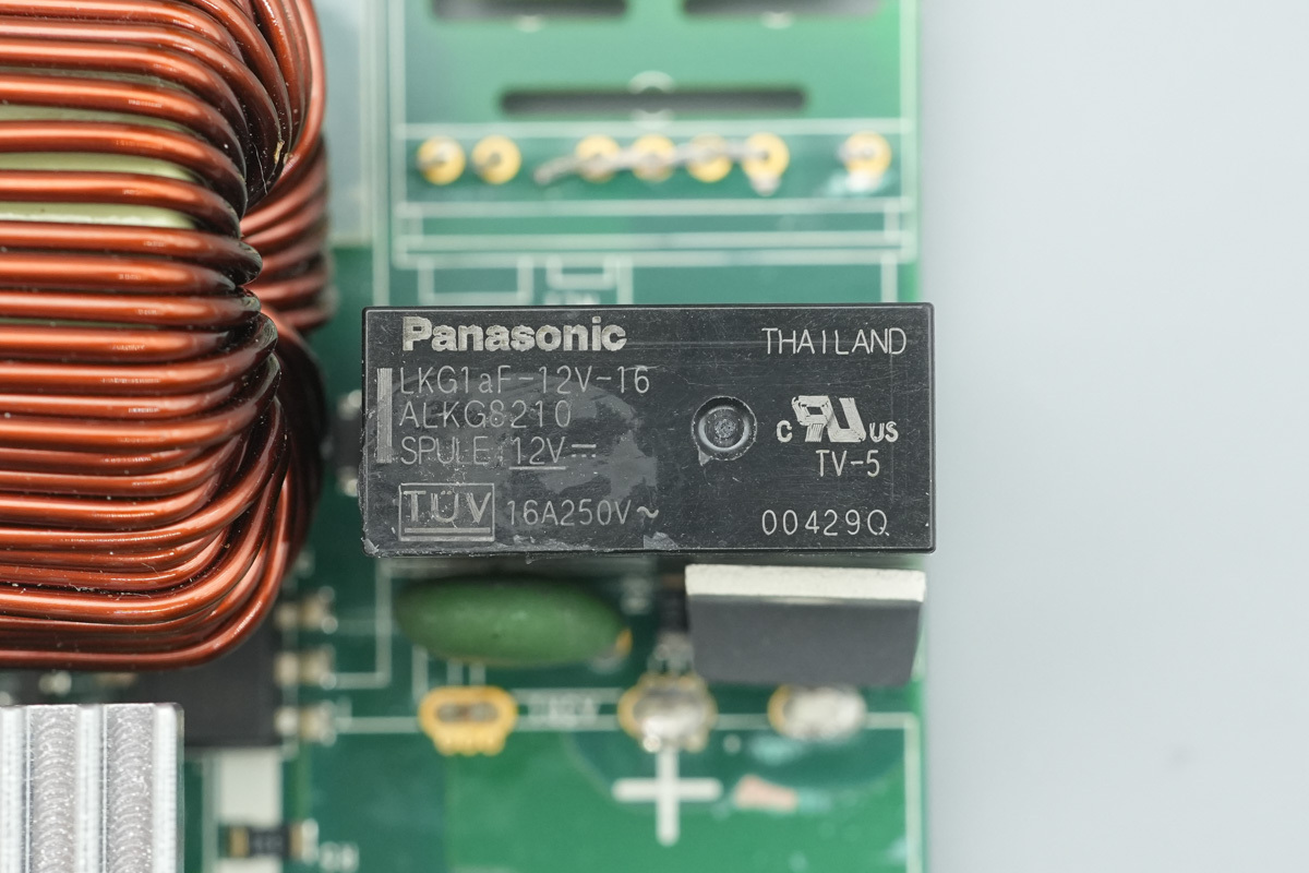 Teardown of the muRata’s 2000W Titanium-Rated SiC Server PSU-Chargerlab