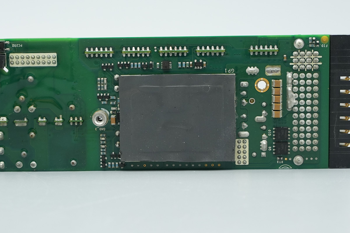 Teardown of the muRata’s 2000W Titanium-Rated SiC Server PSU-Chargerlab