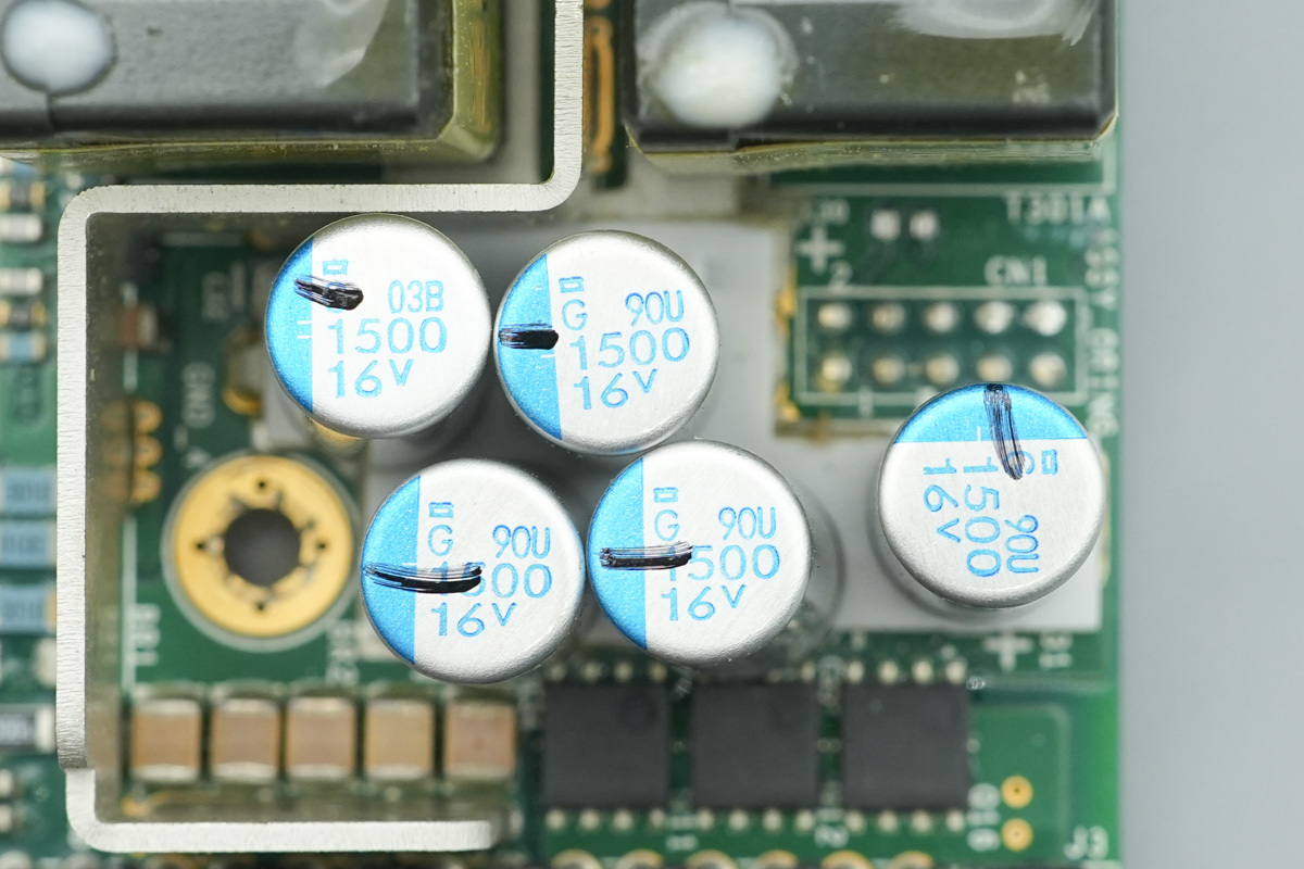 Teardown of the muRata’s 2000W Titanium-Rated SiC Server PSU-Chargerlab