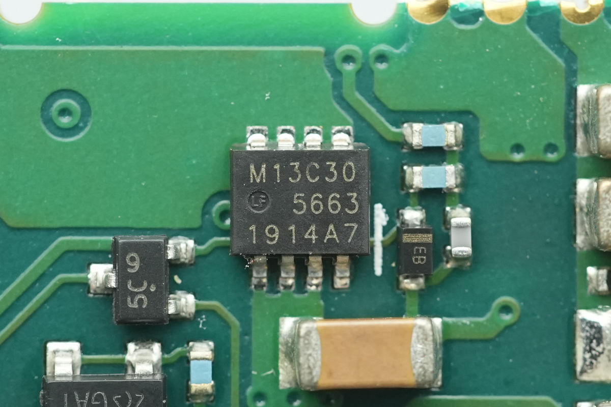 Teardown of the muRata’s 2000W Titanium-Rated SiC Server PSU-Chargerlab