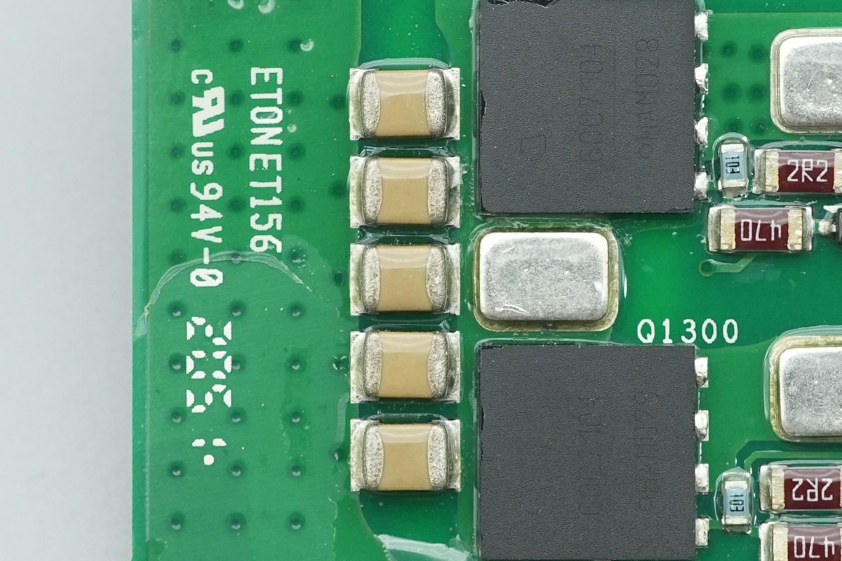 Teardown of the muRata’s 2000W Titanium-Rated SiC Server PSU-Chargerlab