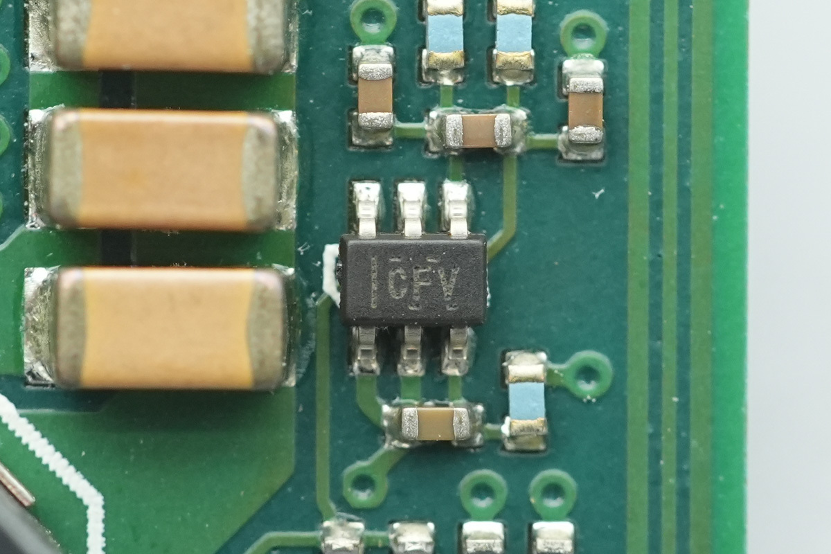 Teardown of the muRata’s 2000W Titanium-Rated SiC Server PSU-Chargerlab