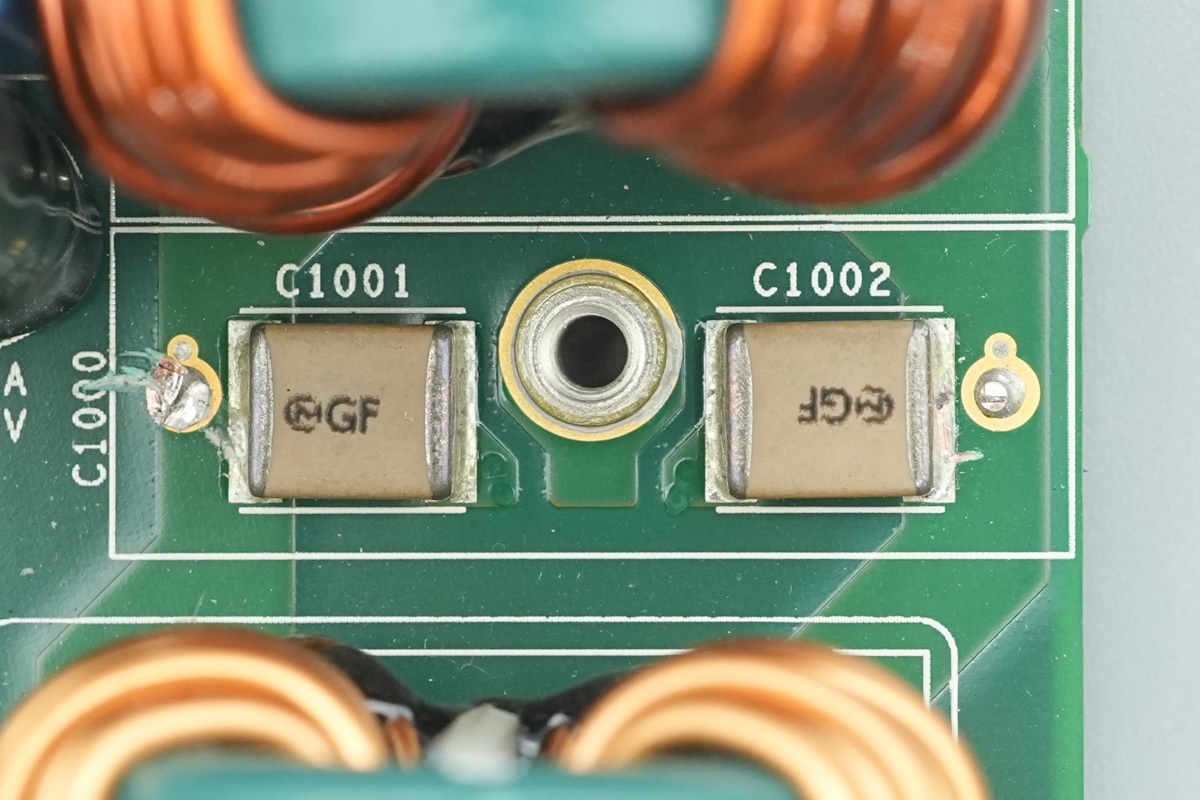 Teardown of the muRata’s 2000W Titanium-Rated SiC Server PSU-Chargerlab