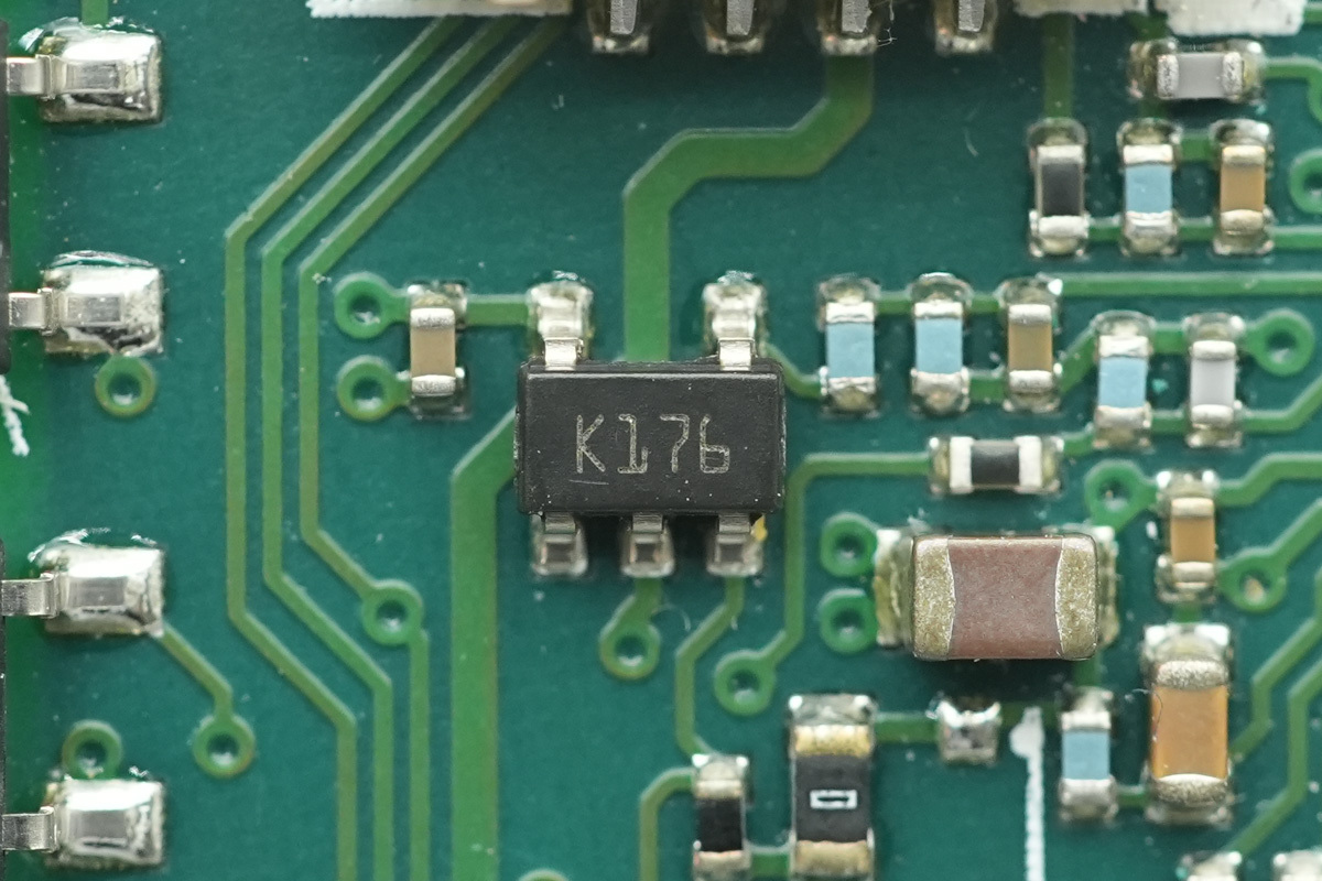 Teardown of the muRata’s 2000W Titanium-Rated SiC Server PSU-Chargerlab