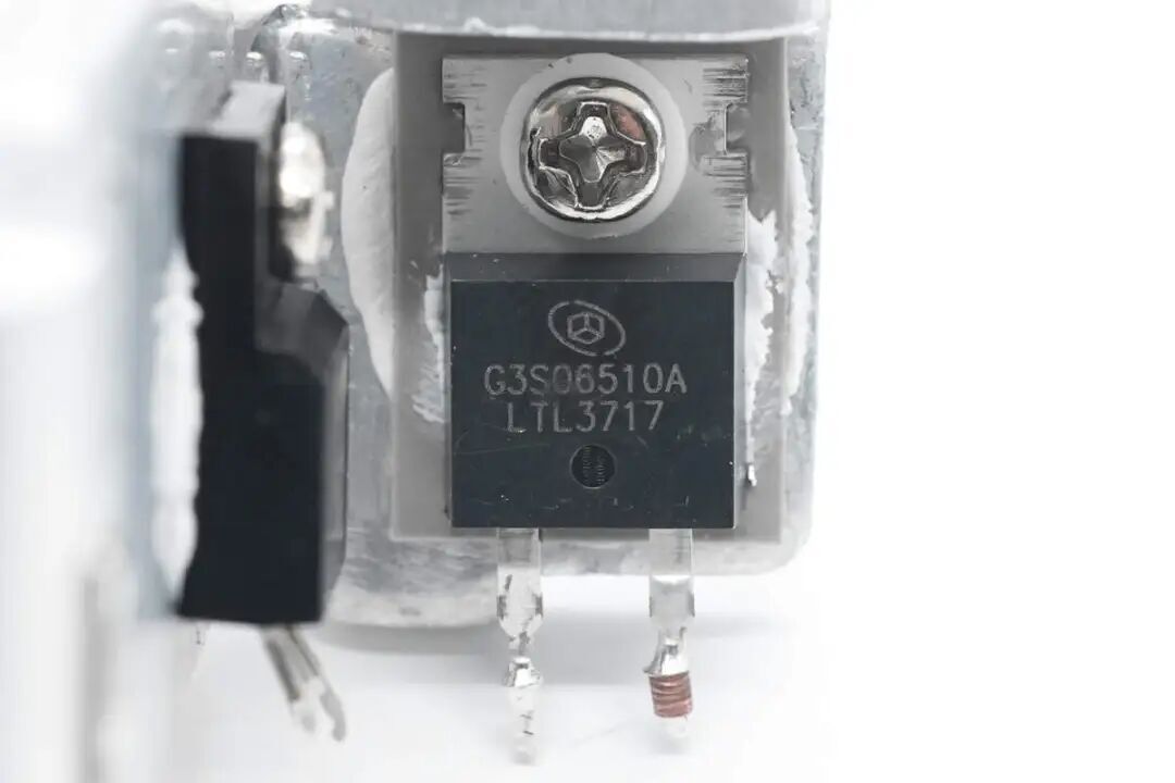 1080W Peak Power | An In-Depth Analysis of Silicon Carbide Chargers from 26 Brands-Chargerlab