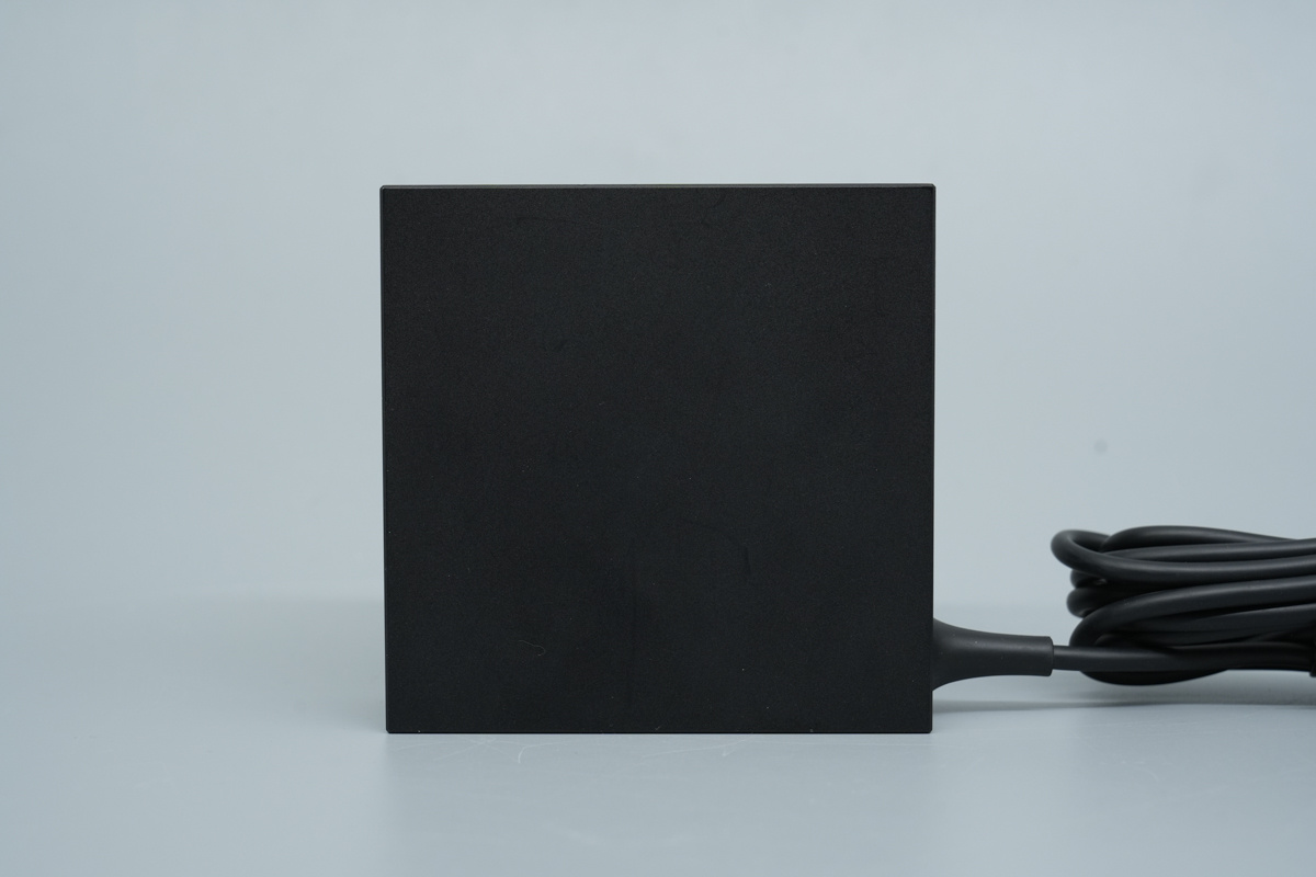 Teardown of the NVIDIA DGX Spark Original 240W USB-C Power Adapter-Chargerlab