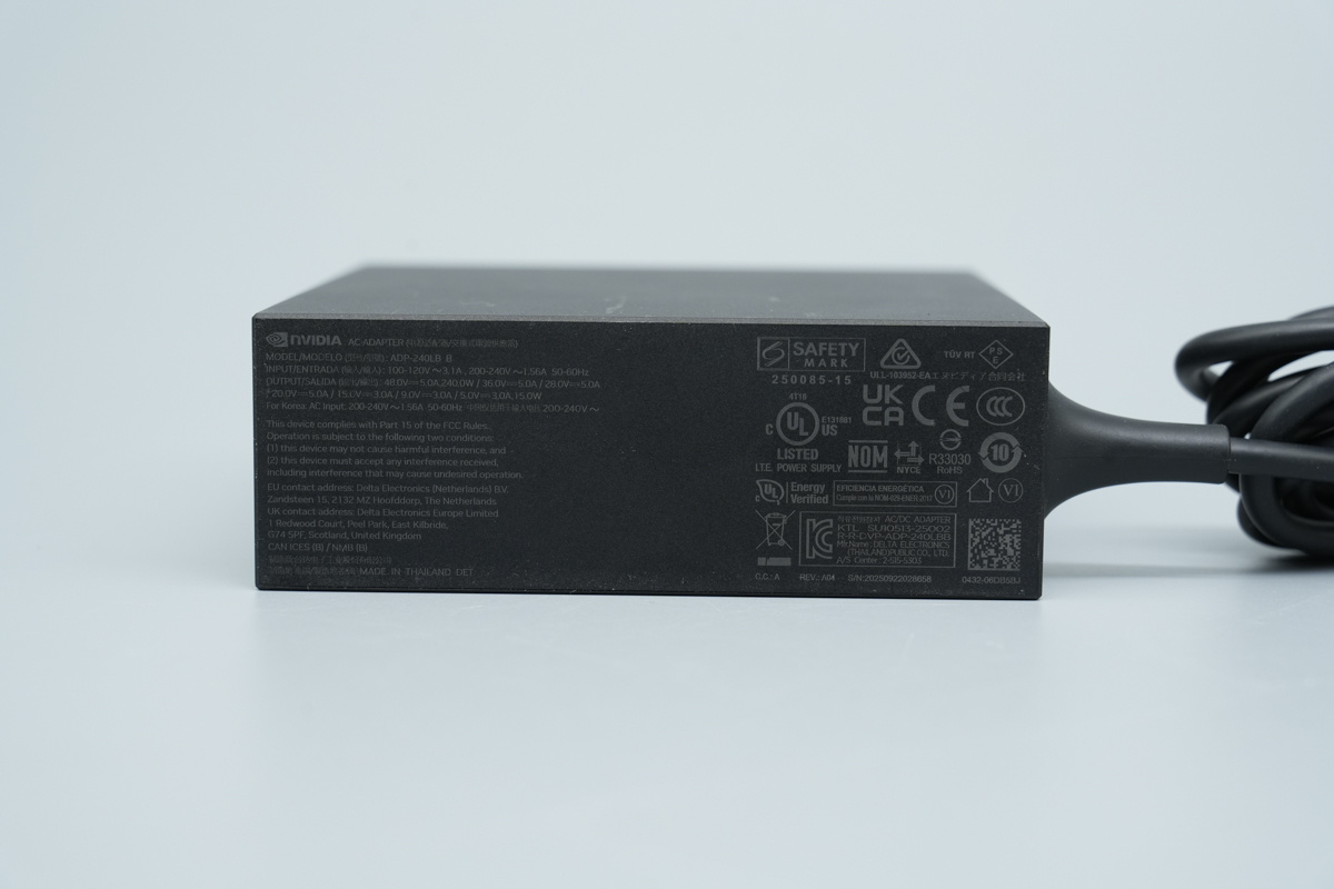 Teardown of the NVIDIA DGX Spark Original 240W USB-C Power Adapter-Chargerlab