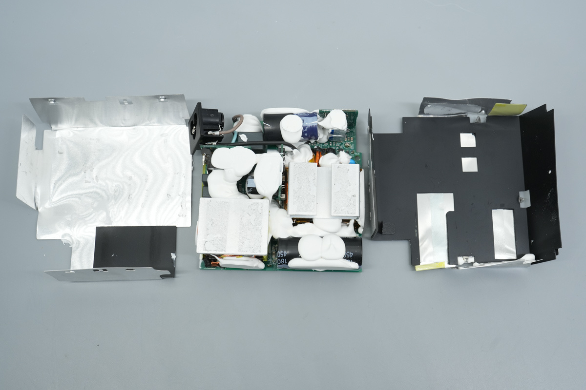 Teardown of the NVIDIA DGX Spark Original 240W USB-C Power Adapter-Chargerlab