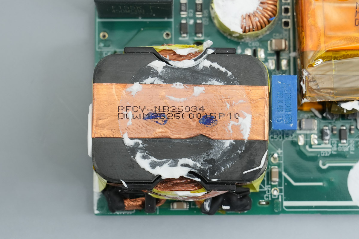 Teardown of the NVIDIA DGX Spark Original 240W USB-C Power Adapter-Chargerlab