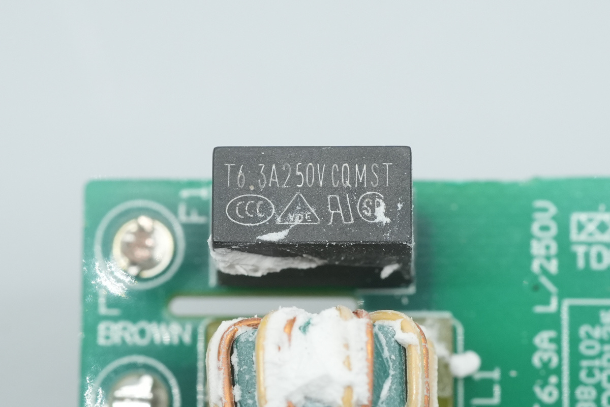 Teardown of the NVIDIA DGX Spark Original 240W USB-C Power Adapter-Chargerlab