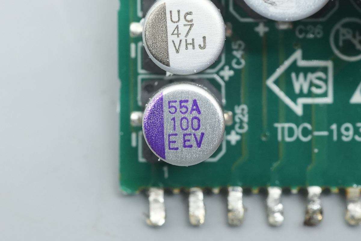 Teardown of the NVIDIA DGX Spark Original 240W USB-C Power Adapter-Chargerlab