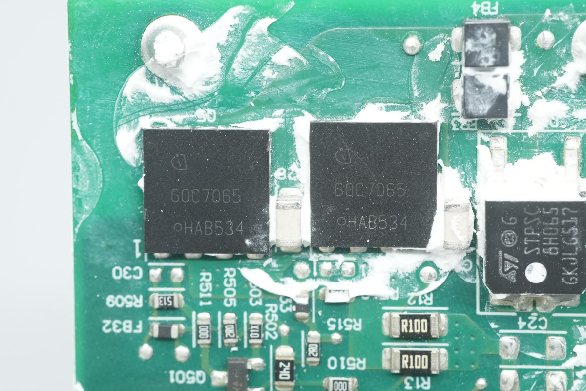 Teardown of the NVIDIA DGX Spark Original 240W USB-C Power Adapter-Chargerlab