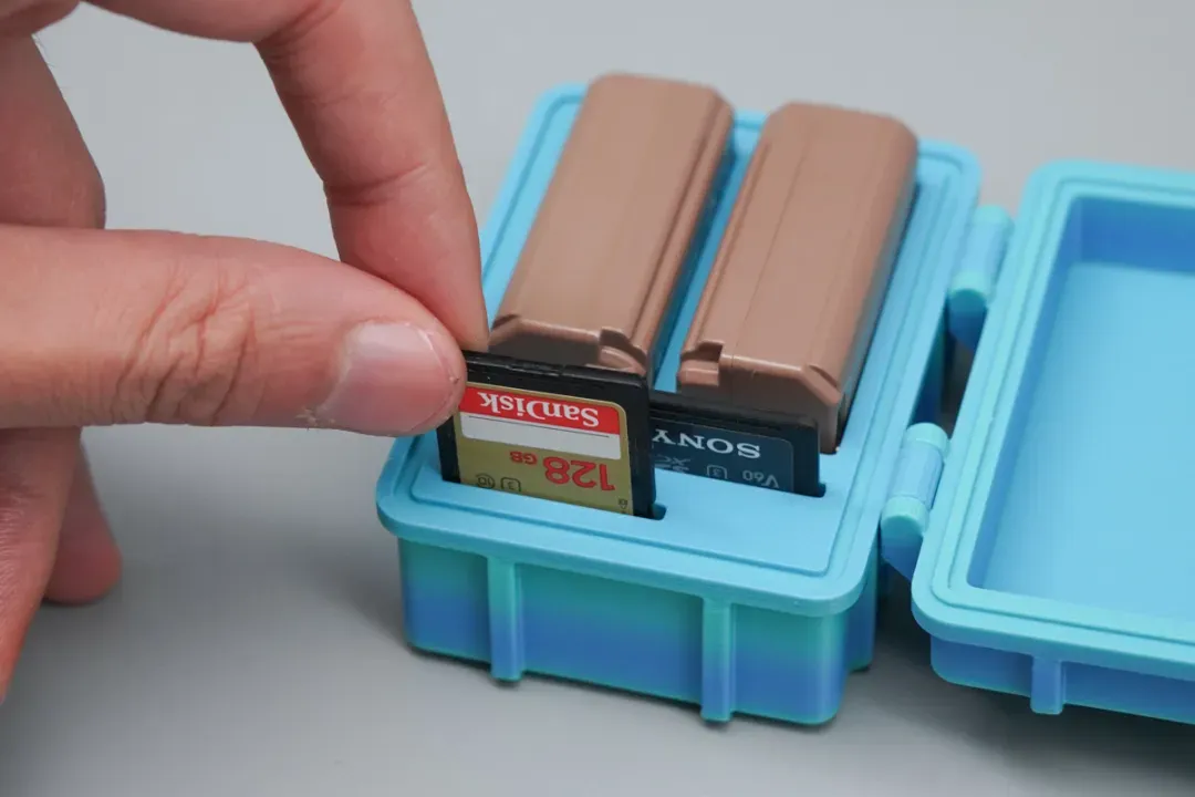 Organize Like a Pro | 3D-Printing a Battery & SD Card Case for Sony Shooters-Chargerlab