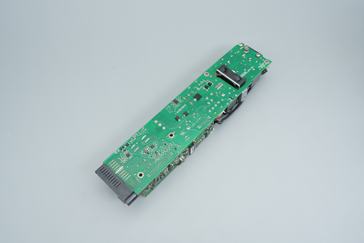 Teardown ofthe GE CSAC0250BZ 250W 80 PLUS Platinum Server Power Supply-Chargerlab