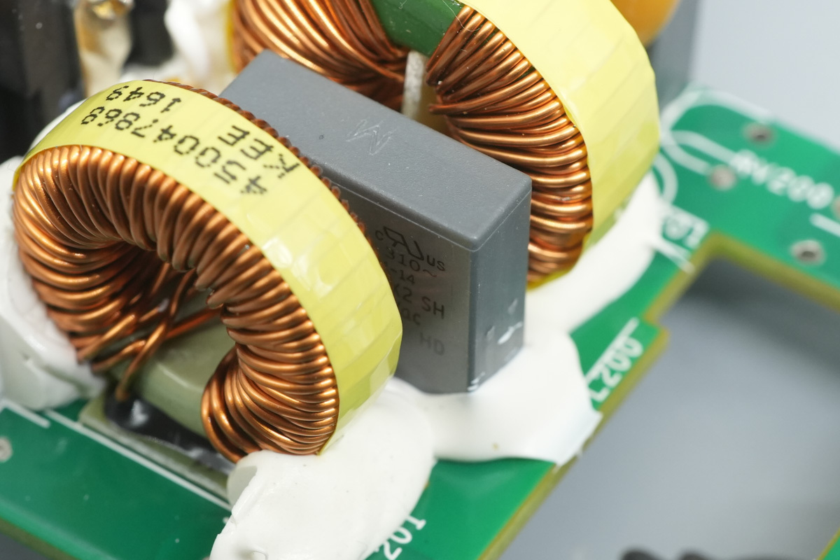Teardown ofthe GE CSAC0250BZ 250W 80 PLUS Platinum Server Power Supply-Chargerlab