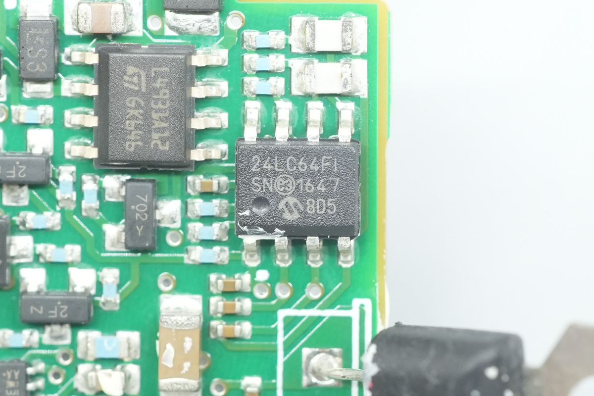 Teardown ofthe GE CSAC0250BZ 250W 80 PLUS Platinum Server Power Supply-Chargerlab