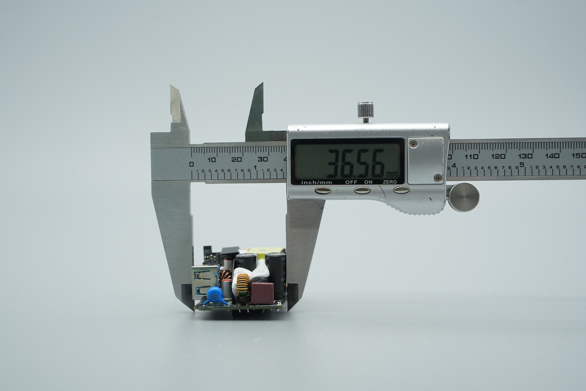Teardown of the BULL UFCS Fast-Charging 86-Type Wall Panel-Chargerlab