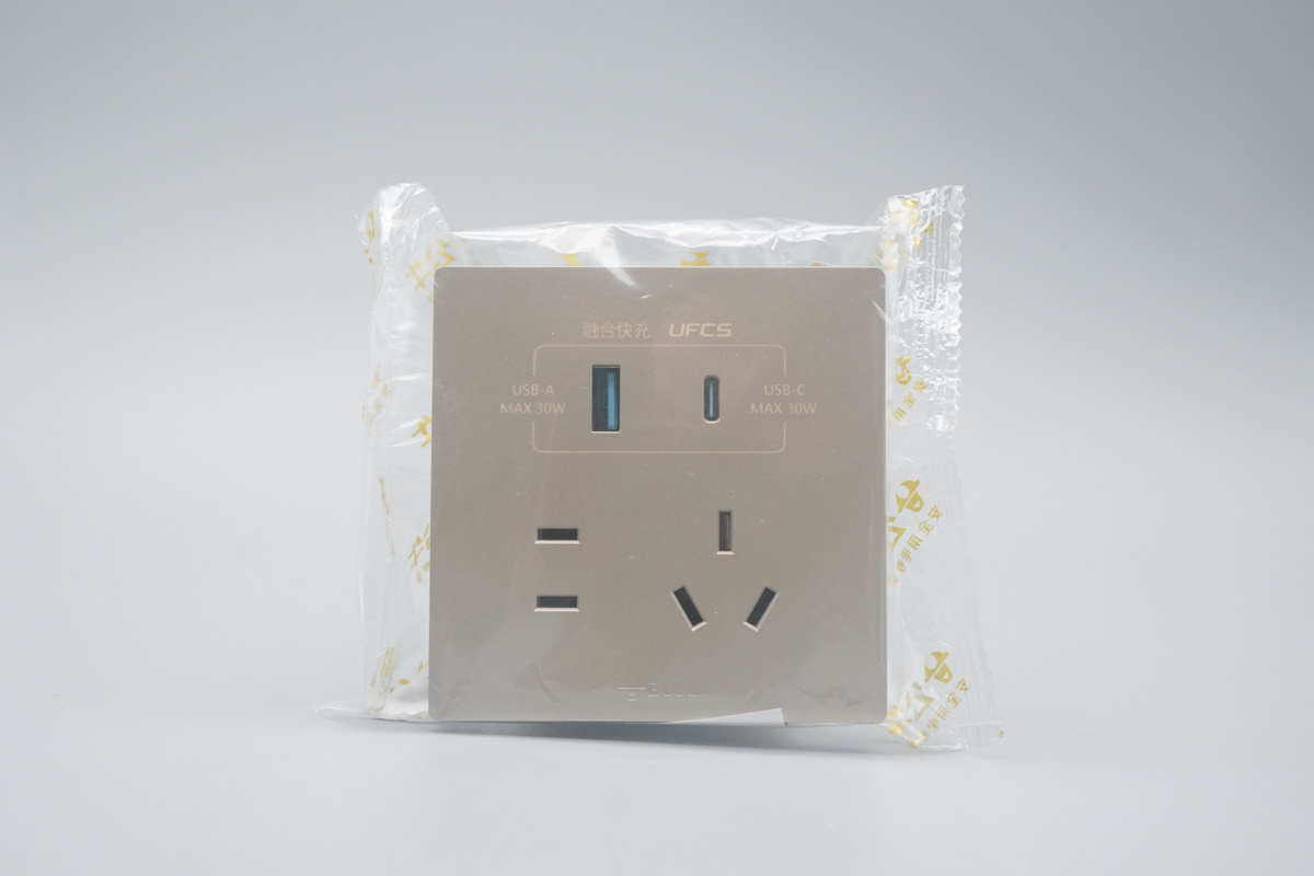 Teardown of the BULL UFCS Fast-Charging 86-Type Wall Panel-Chargerlab