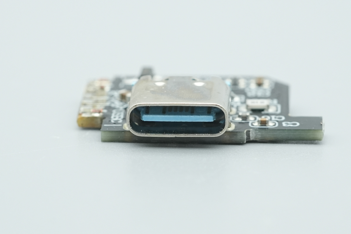 Teardown of the BULL UFCS Fast-Charging 86-Type Wall Panel-Chargerlab