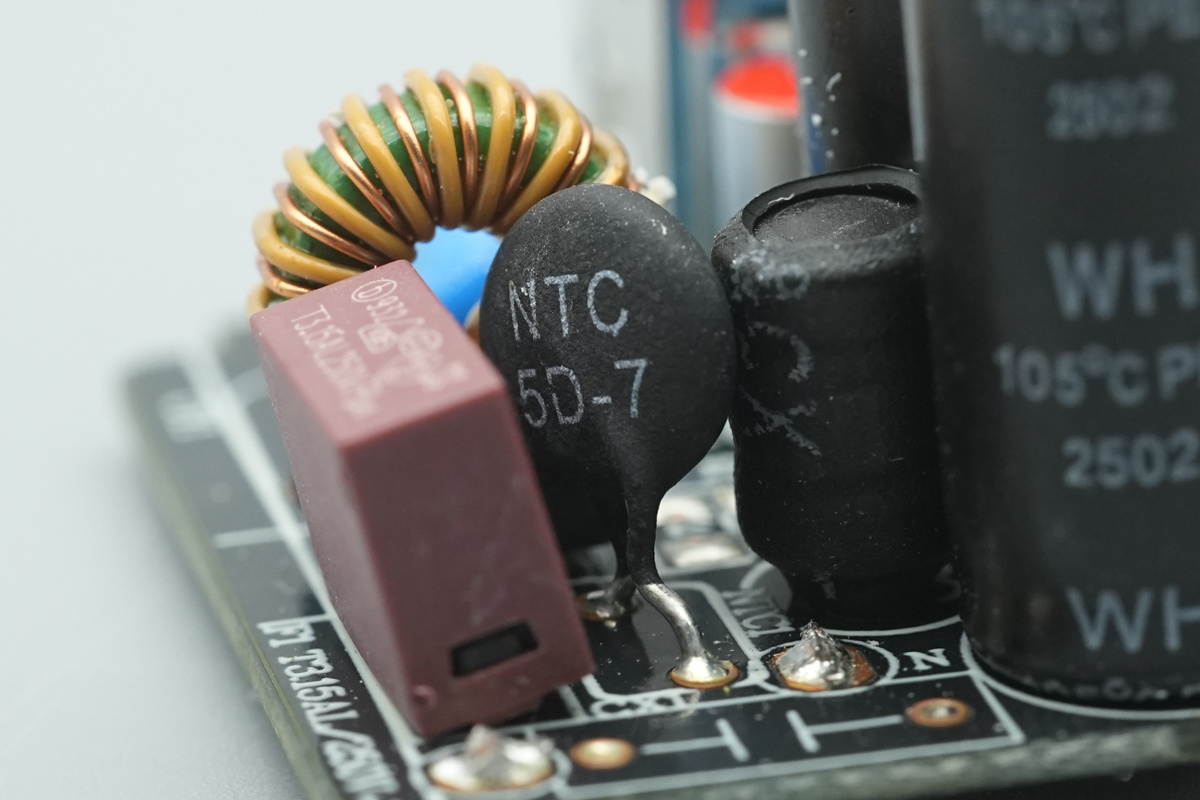 Teardown of the BULL UFCS Fast-Charging 86-Type Wall Panel-Chargerlab