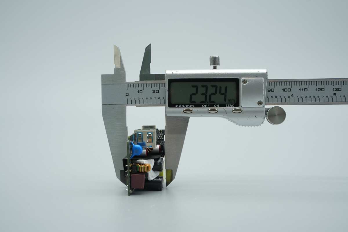 Teardown of the BULL UFCS Fast-Charging 86-Type Wall Panel-Chargerlab