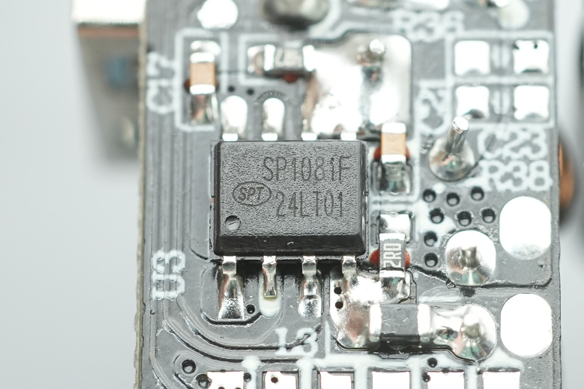 Teardown of the BULL UFCS Fast-Charging 86-Type Wall Panel-Chargerlab