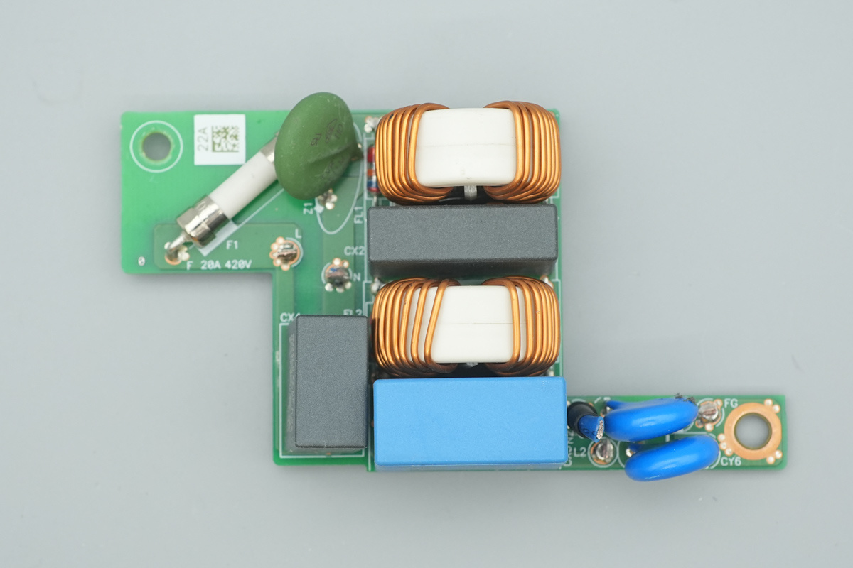 Teardown of the Delta 3000W SiC Server PSU (DPS-3000AB-22A)-Chargerlab