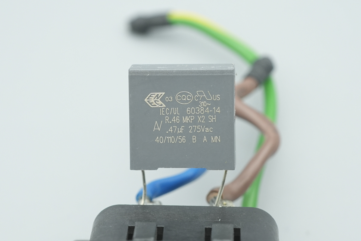 Teardown of the Delta 3000W SiC Server PSU (DPS-3000AB-22A)-Chargerlab