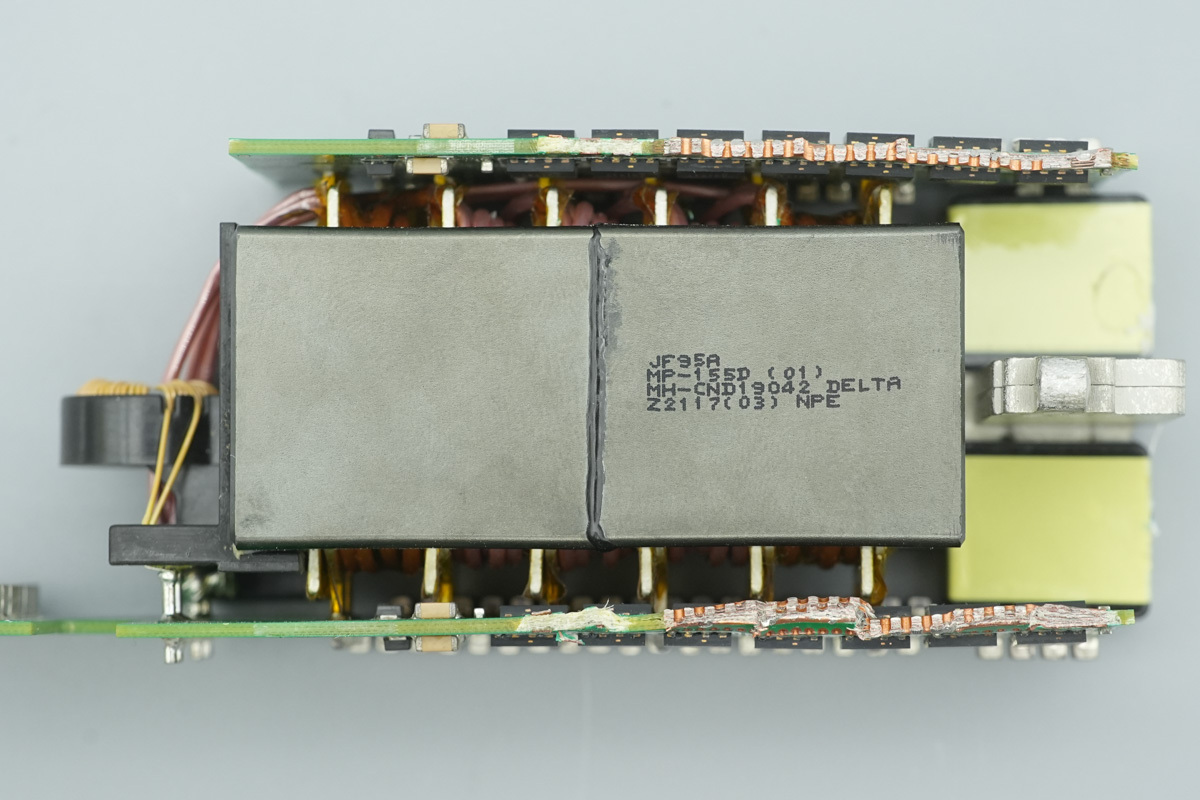 Teardown of the Delta 3000W SiC Server PSU (DPS-3000AB-22A)-Chargerlab